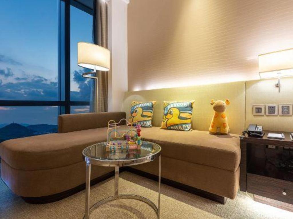 New World Guiyang Hotel Екстер'єр фото
