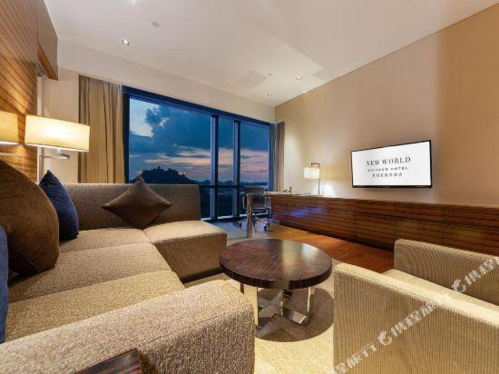 New World Guiyang Hotel Екстер'єр фото
