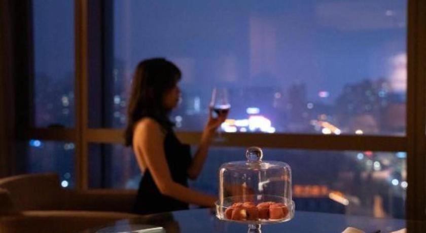 New World Guiyang Hotel Екстер'єр фото