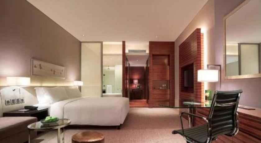 New World Guiyang Hotel Екстер'єр фото