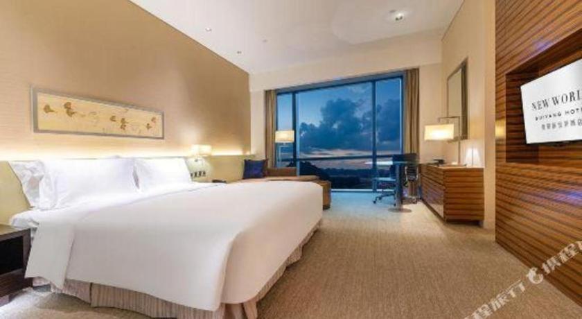 New World Guiyang Hotel Екстер'єр фото