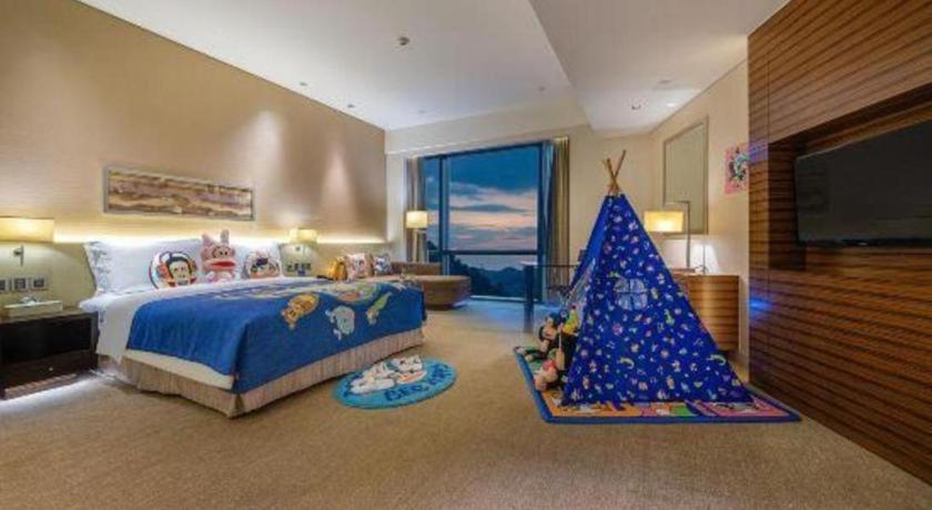New World Guiyang Hotel Екстер'єр фото