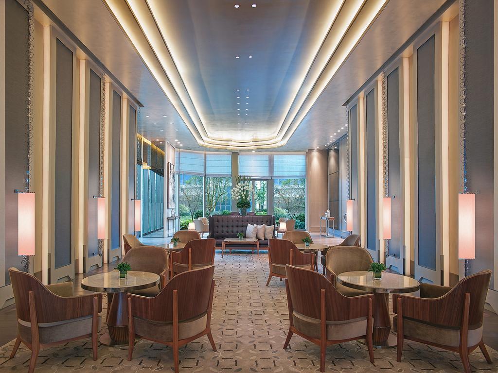 New World Guiyang Hotel Екстер'єр фото